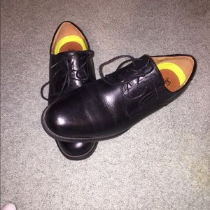 Florsheim black oxfords (dress shoes)
